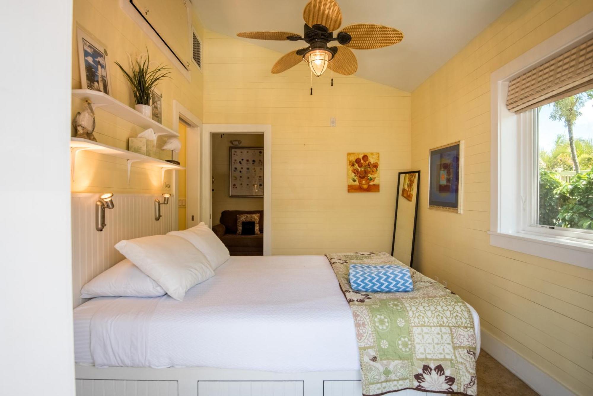 Pescado Penthouse On Duval Villa Key West Room photo