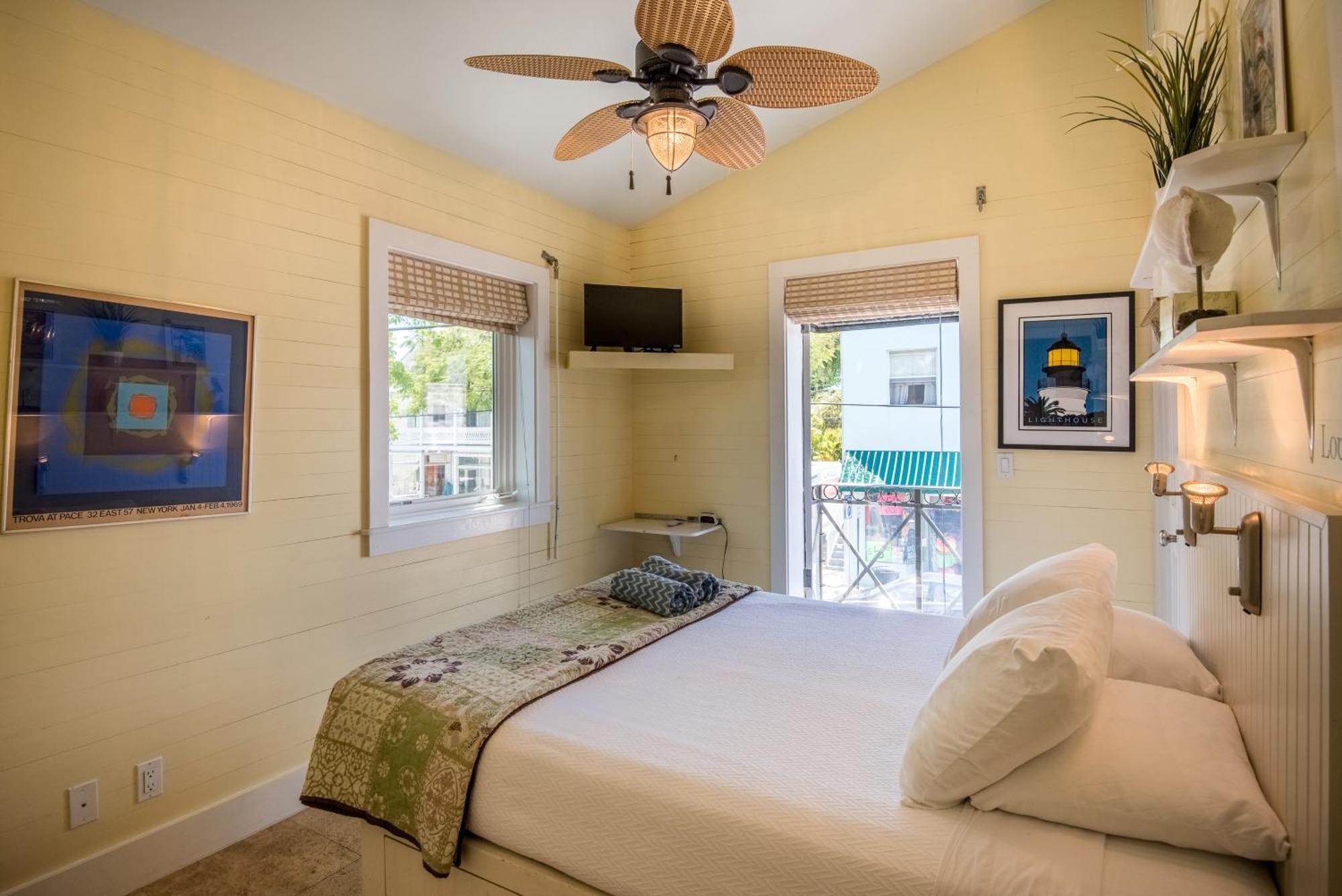 Pescado Penthouse On Duval Villa Key West Room photo